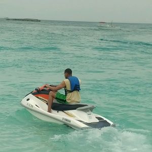 Meet your Posher, Tyrelle